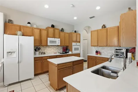 1910 Sir Lancelot Circle St Cloud FL 34772