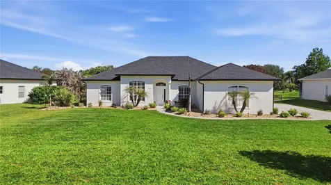 1910 Sir Lancelot Circle St Cloud FL 34772
