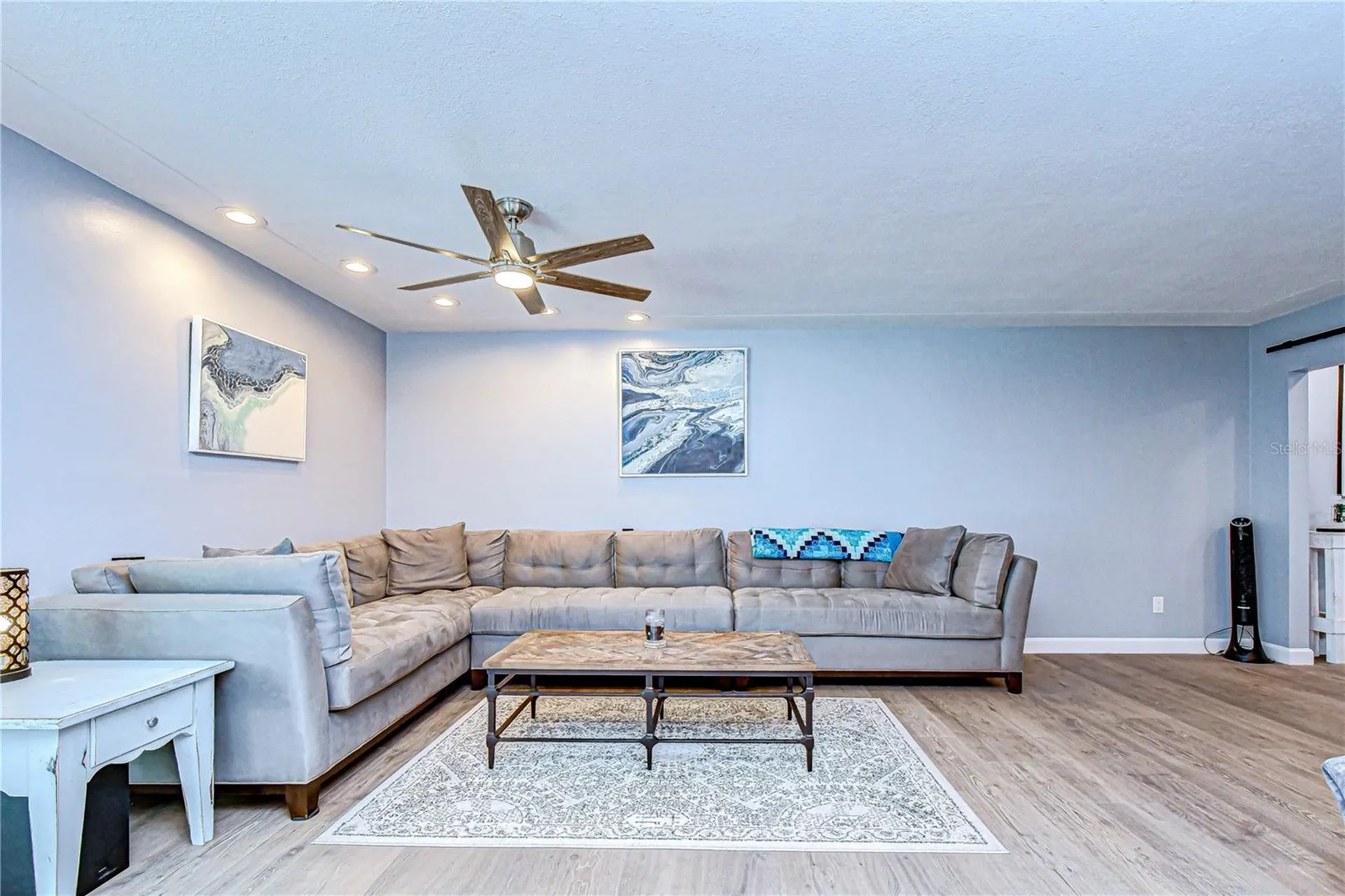 9625 Commodore Drive Seminole FL 33776