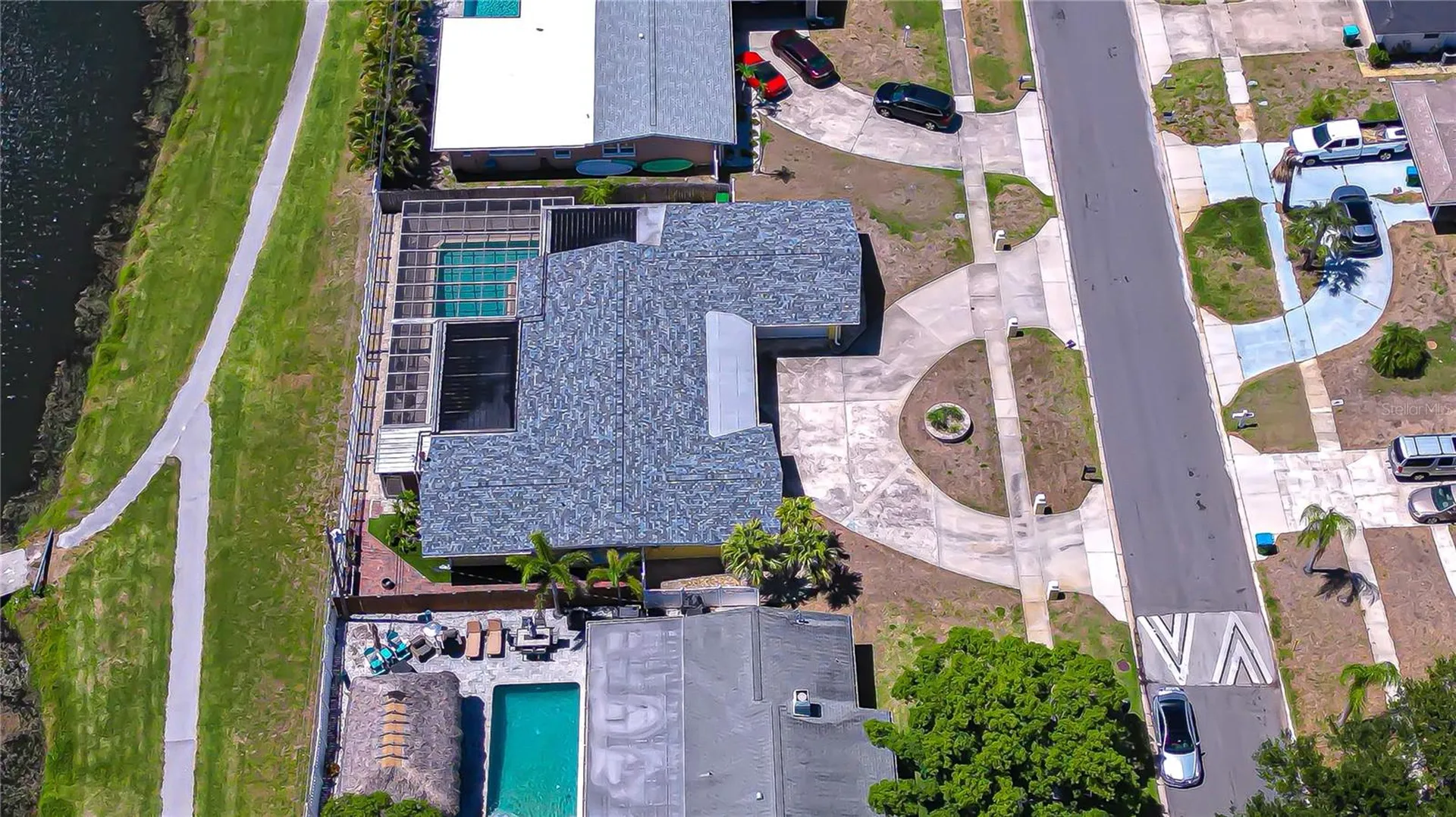 9625 Commodore Drive Seminole FL 33776
