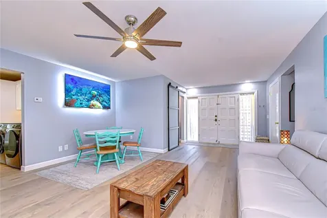 9625 Commodore Drive Seminole FL 33776