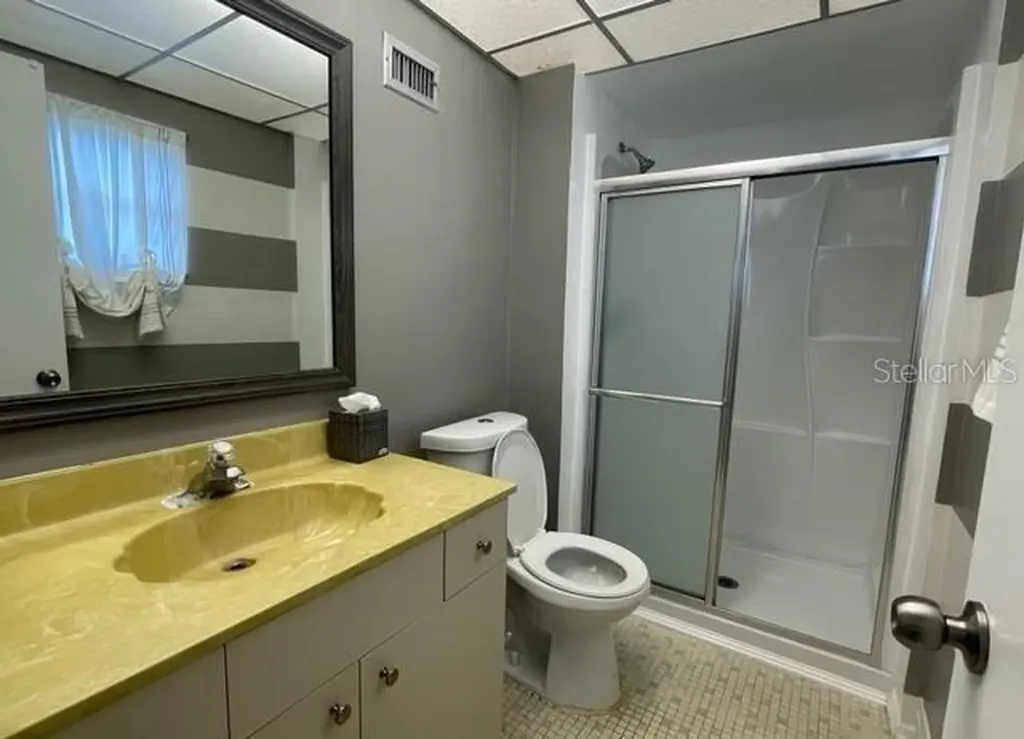 1406 SE 23rd Terrace Cape Coral FL 33990