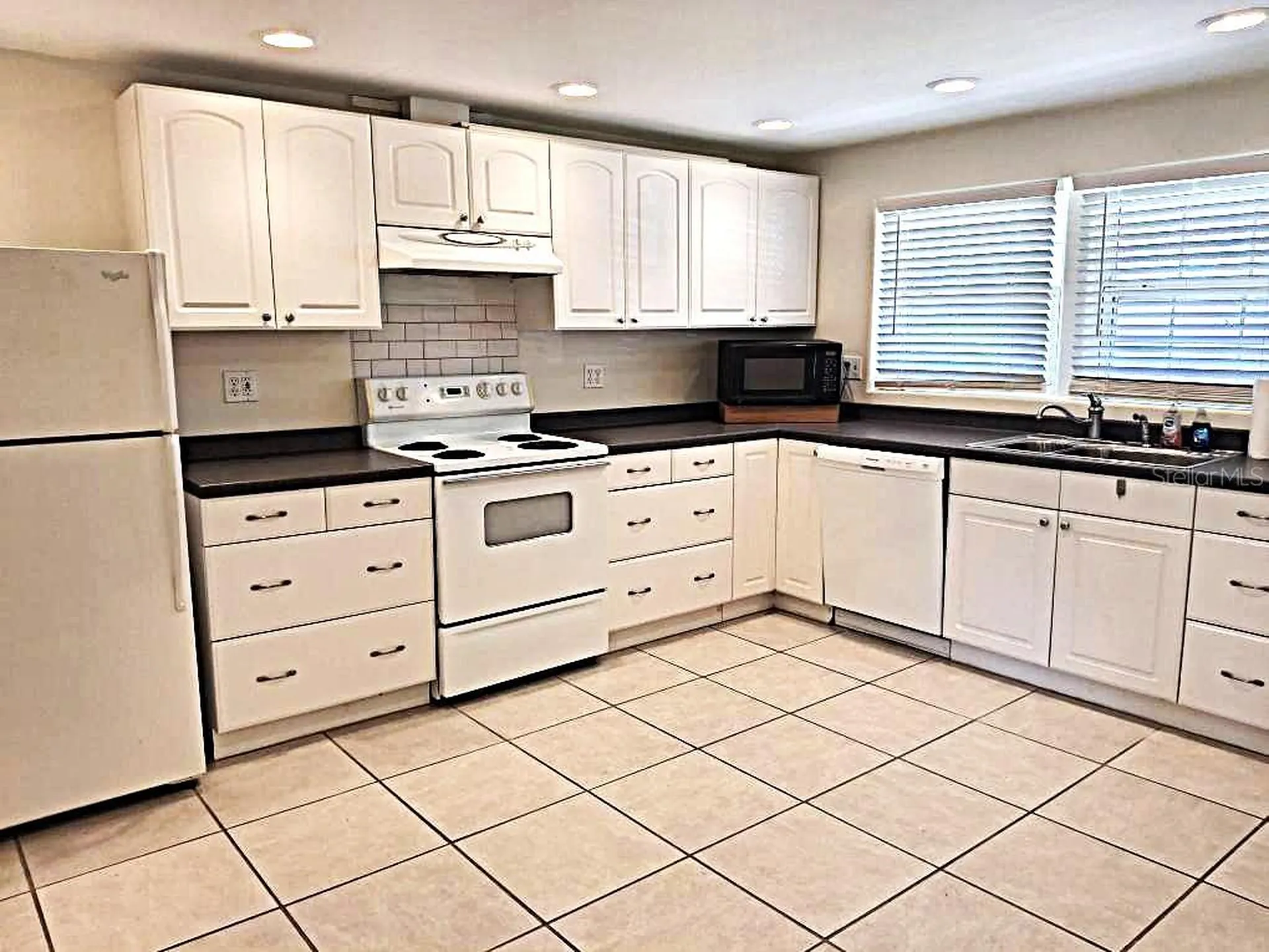 2812 Dovewood Street Clearwater FL 33759