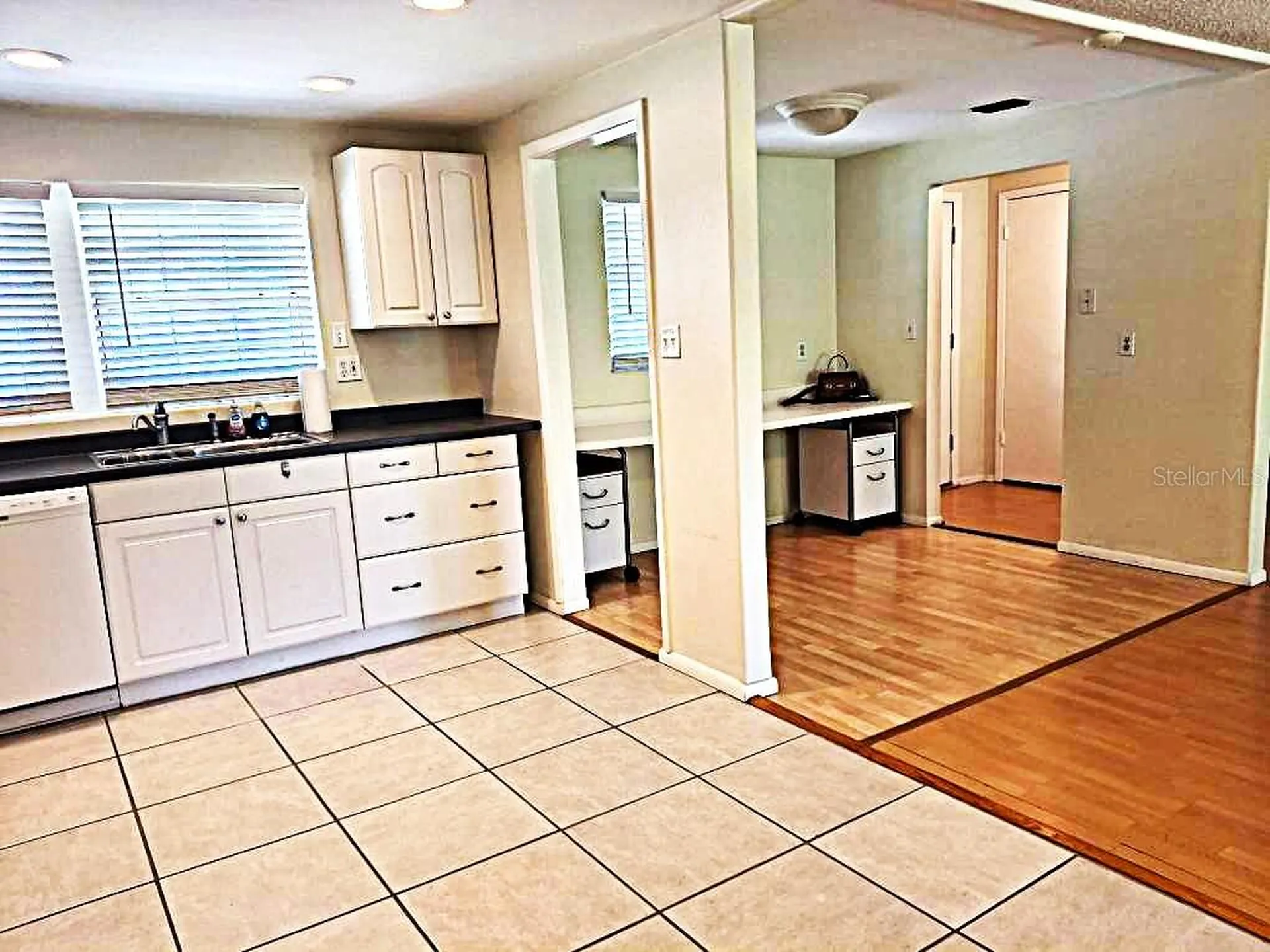 2812 Dovewood Street Clearwater FL 33759