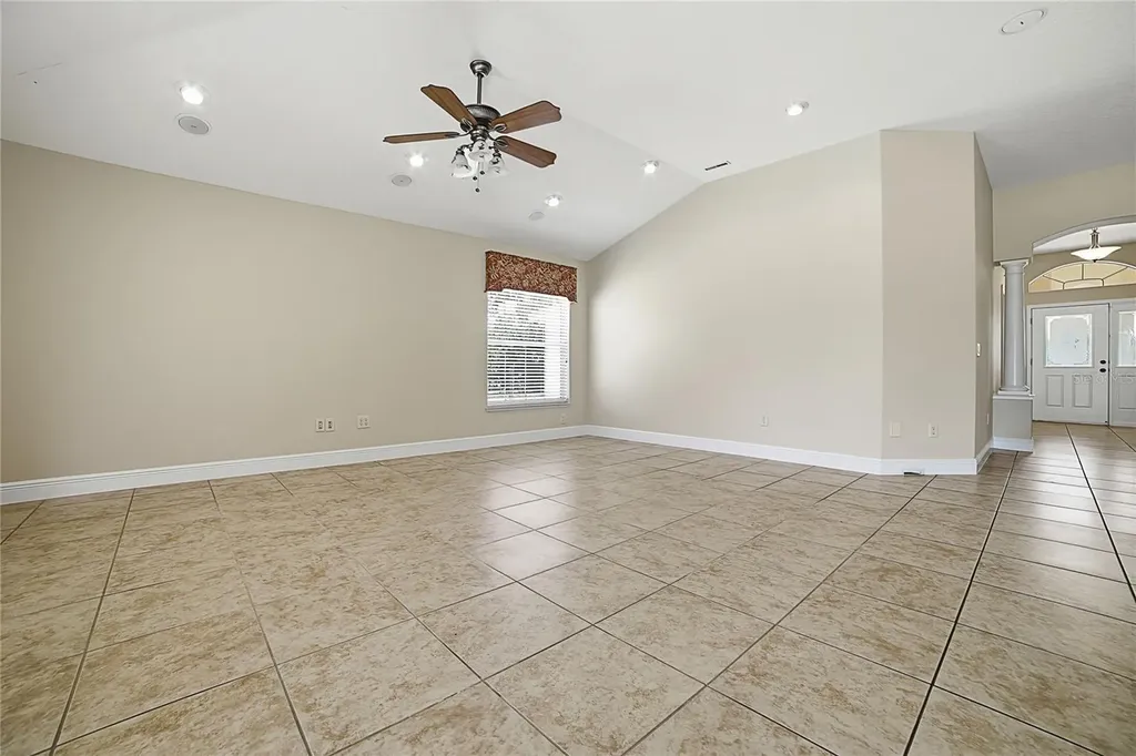 4141 County Road 121d Wildwood FL 34785