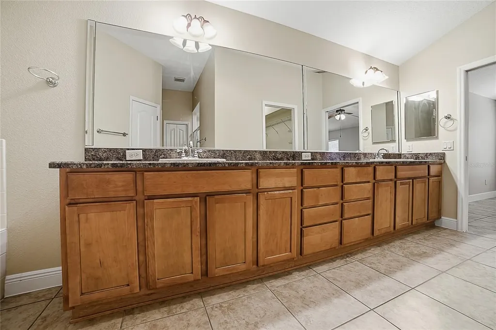 4141 County Road 121d Wildwood FL 34785