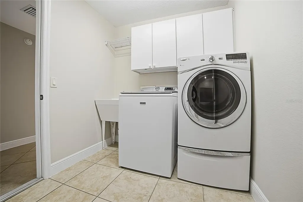 4141 County Road 121d Wildwood FL 34785
