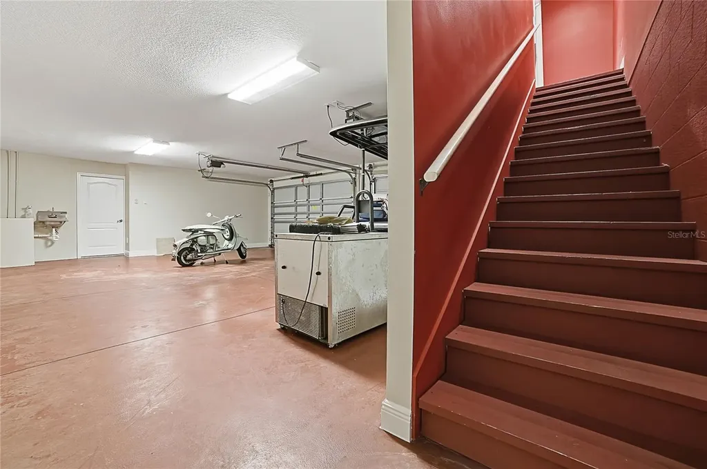 4141 County Road 121d Wildwood FL 34785