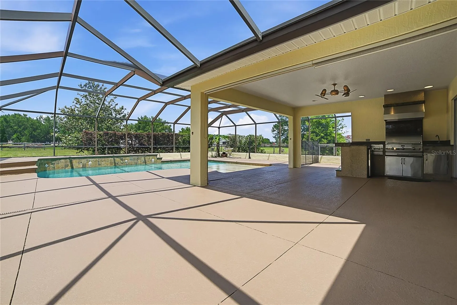 4141 County Road 121d Wildwood FL 34785