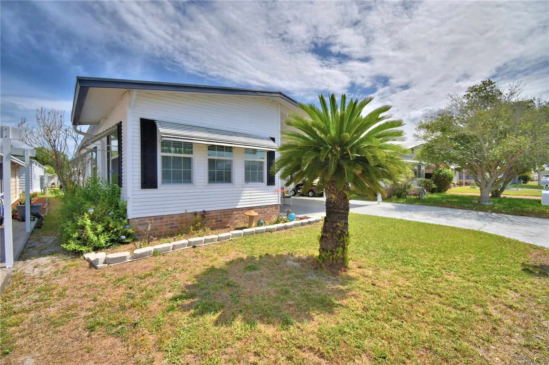 4253 Cedarwood Street Winter Haven FL 33880
