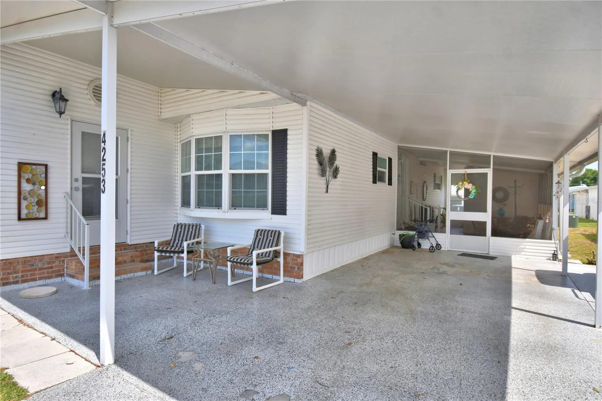 4253 Cedarwood Street Winter Haven FL 33880