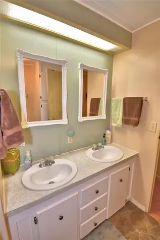 4253 Cedarwood Street Winter Haven FL 33880