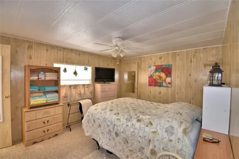 4253 Cedarwood Street Winter Haven FL 33880