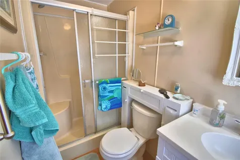 4253 Cedarwood Street Winter Haven FL 33880