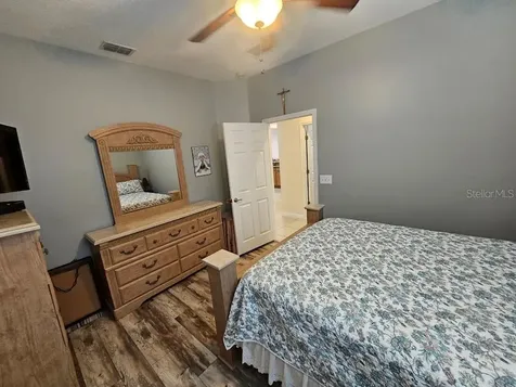 2125 Barracuda Court Holiday FL 34691