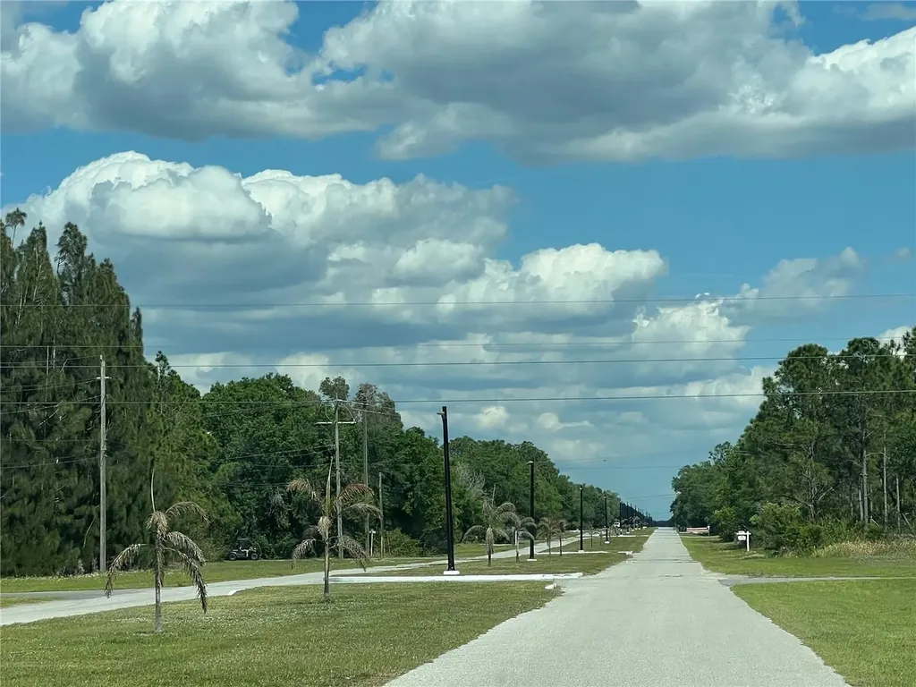 901 Azalea Drive Indian Lake Estates FL 33855