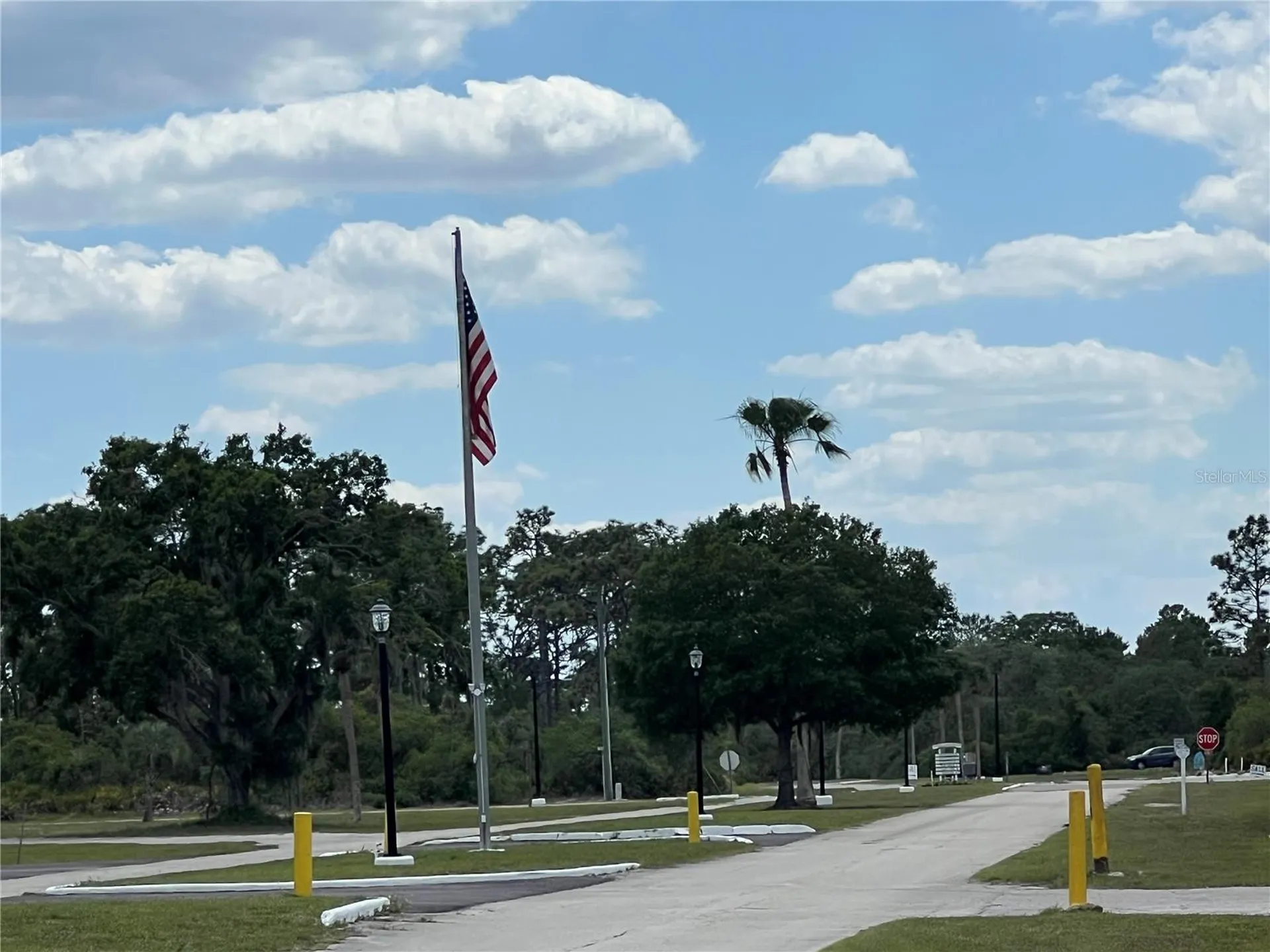 901 Azalea Drive Indian Lake Estates FL 33855