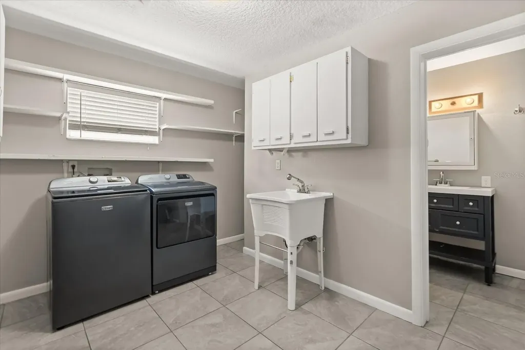 742 N Westmoreland Drive Orlando FL 32804