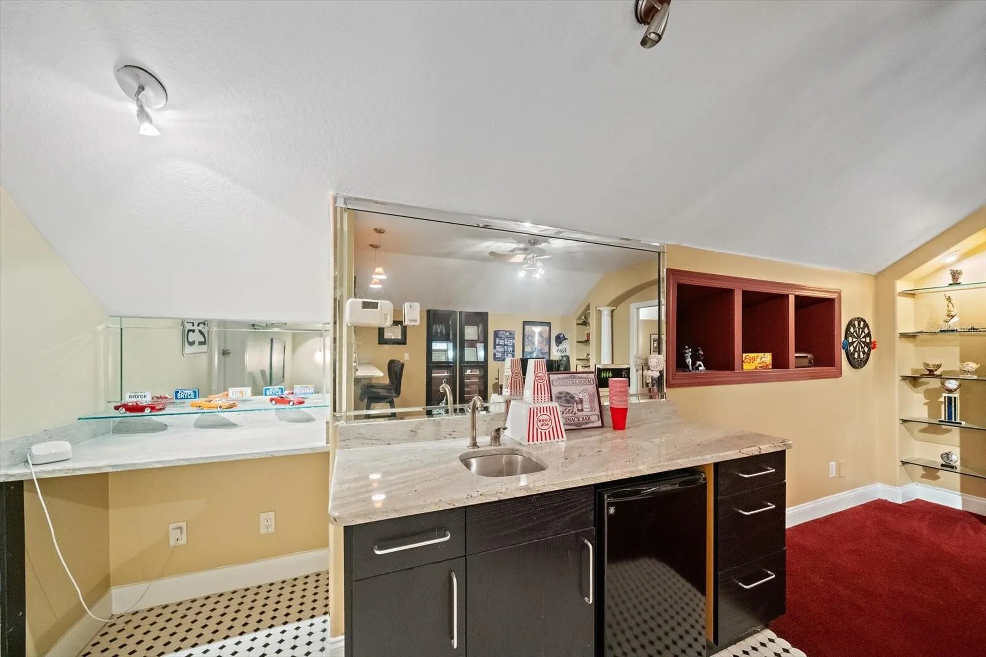 1615 Heritage Drive Valrico FL 33594
