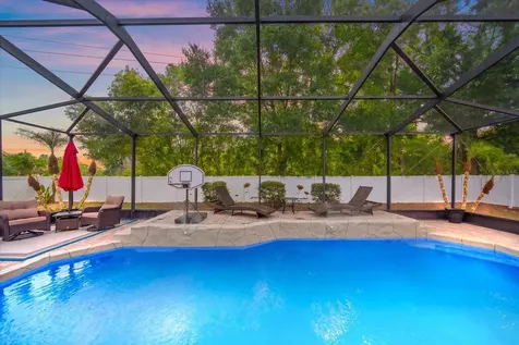1615 Heritage Drive Valrico FL 33594