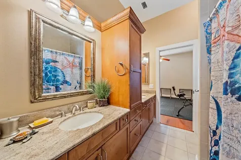 1615 Heritage Drive Valrico FL 33594