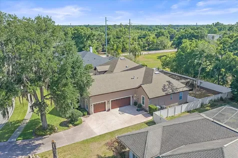 1615 Heritage Drive Valrico FL 33594