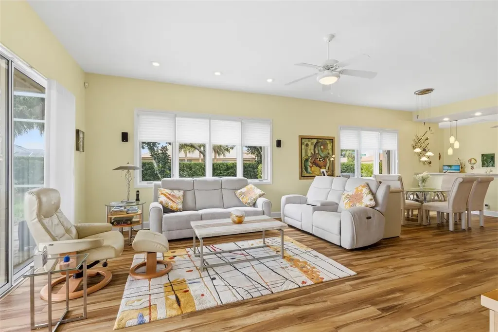5231 97th Street E Bradenton FL 34211