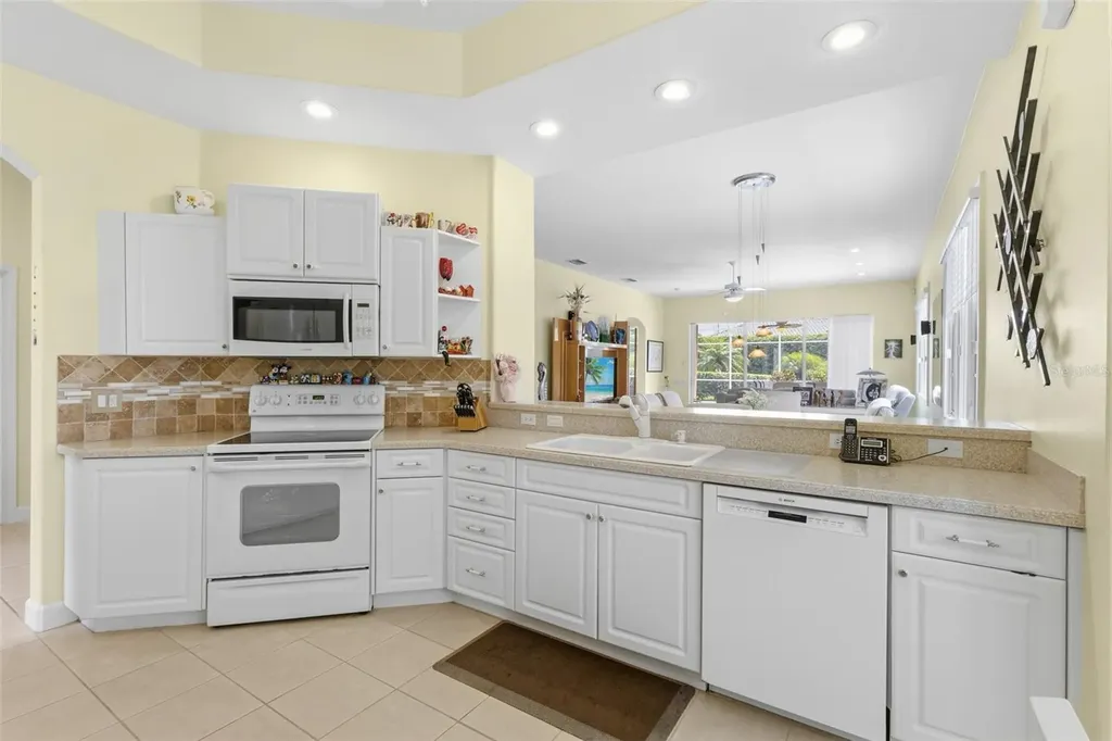 5231 97th Street E Bradenton FL 34211