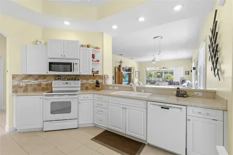 5231 97th Street E Bradenton FL 34211