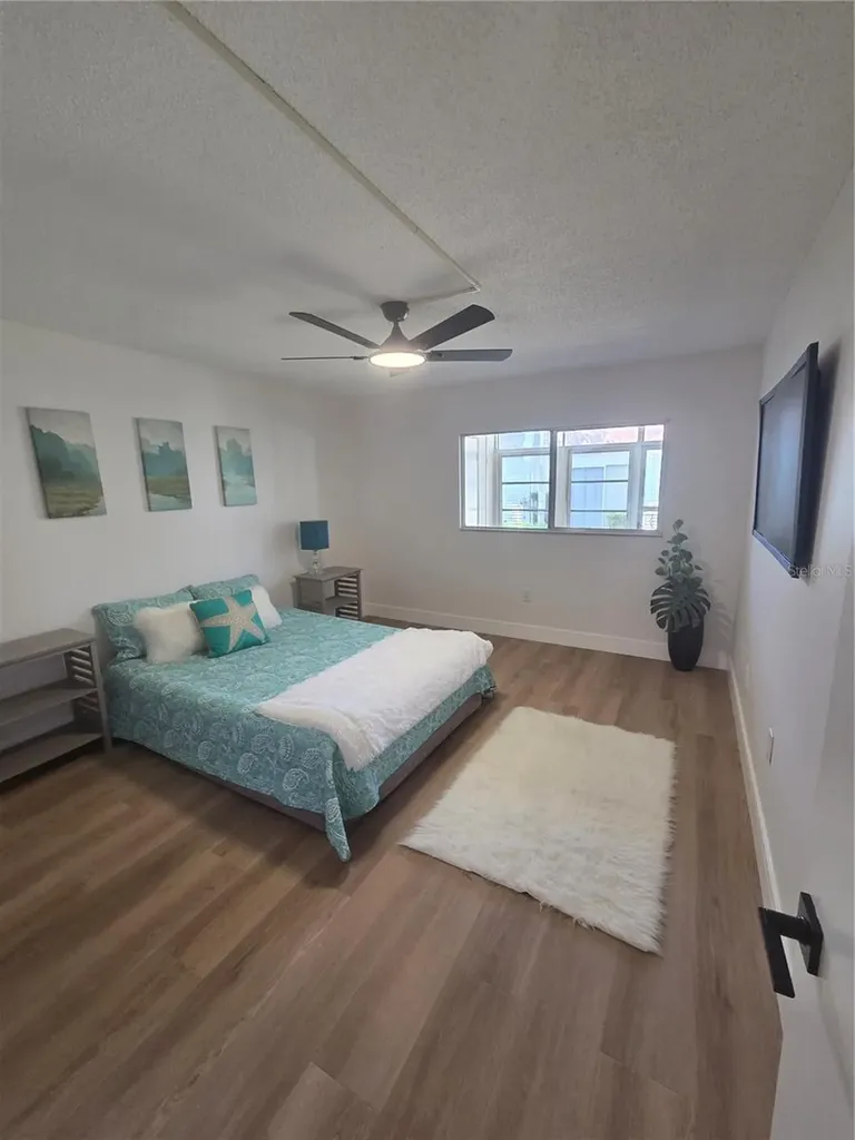 13719 Mission Oaks Boulevard Seminole FL 33776