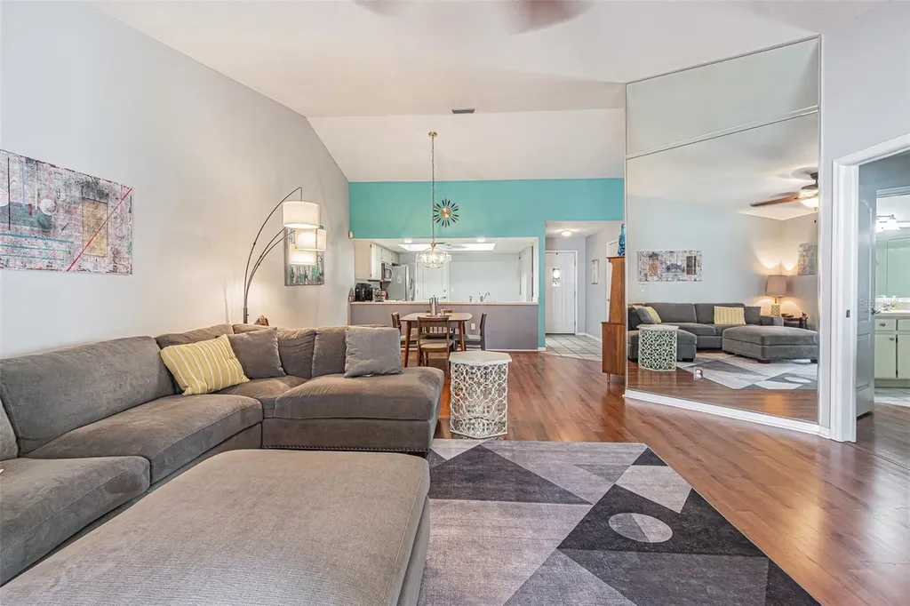 6431 Laurelwood Drive Zephyrhills FL 33542