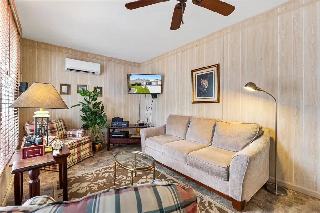 406 Del Mar Drive The Villages FL 32159
