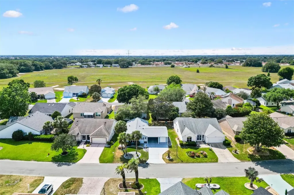 406 Del Mar Drive The Villages FL 32159