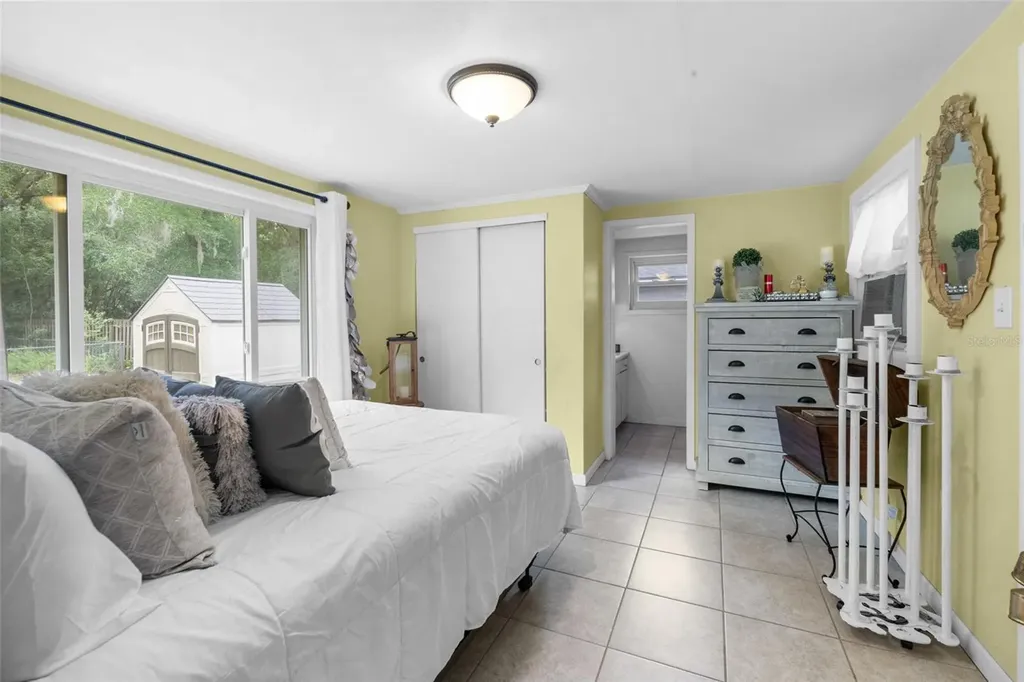 4323 NW 12th Terrace Gainesville FL 32609