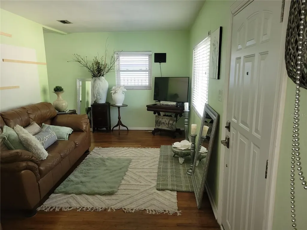 4323 NW 12th Terrace Gainesville FL 32609
