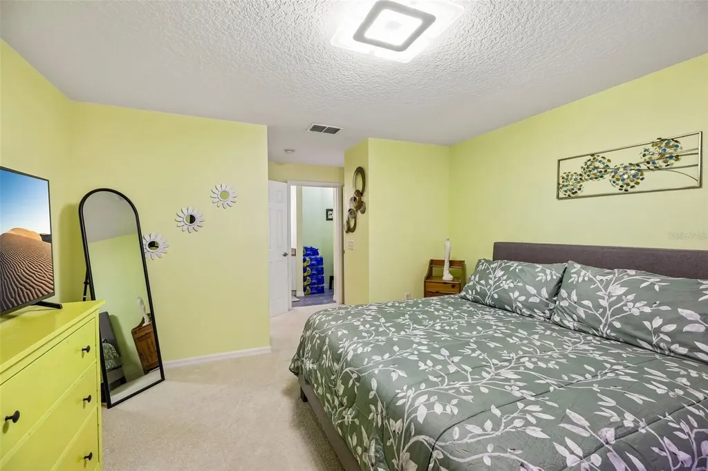516 Millifiora Lane Poinciana FL 34759