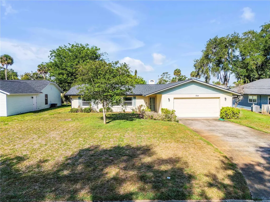 704 Green Road New Smyrna Beach FL 32168