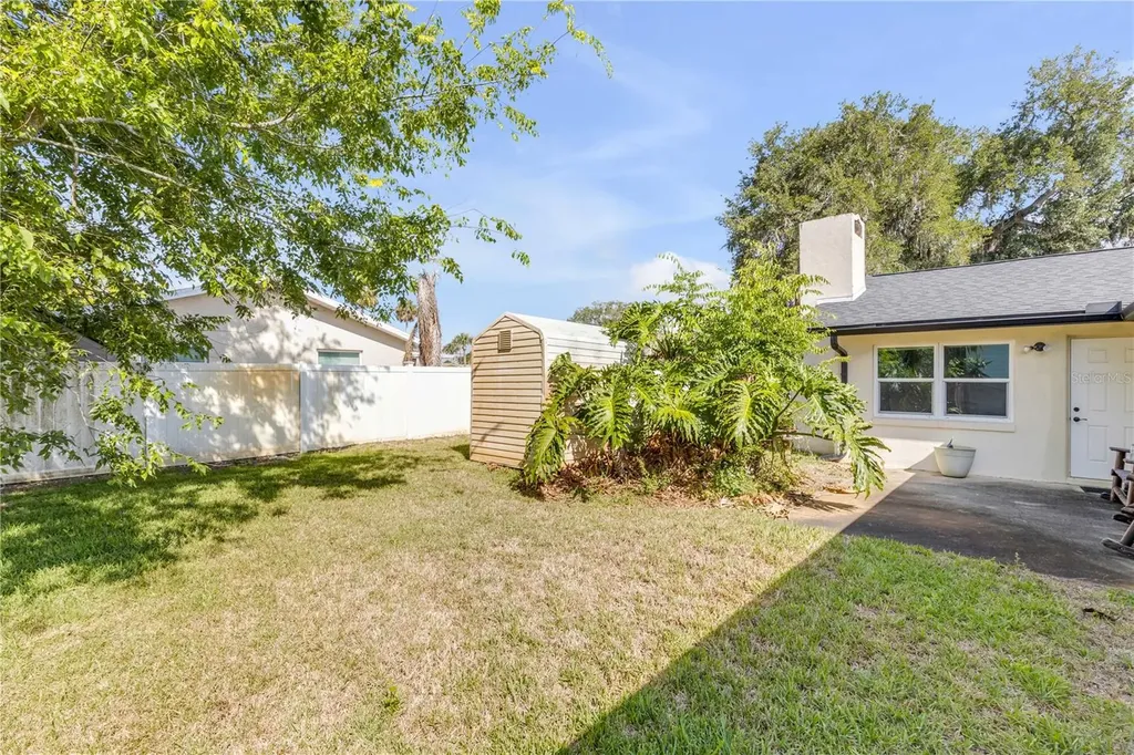 704 Green Road New Smyrna Beach FL 32168