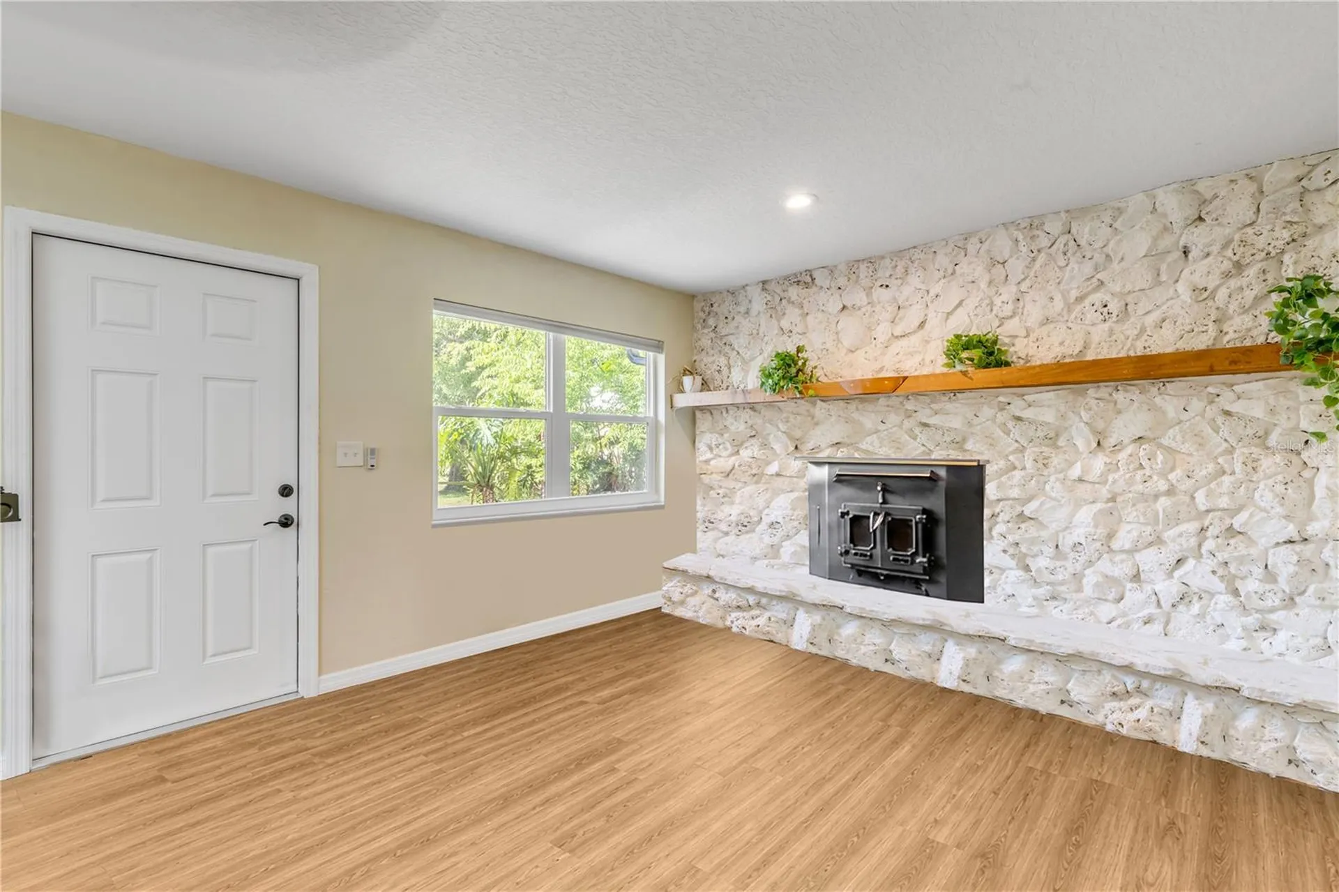 704 Green Road New Smyrna Beach FL 32168