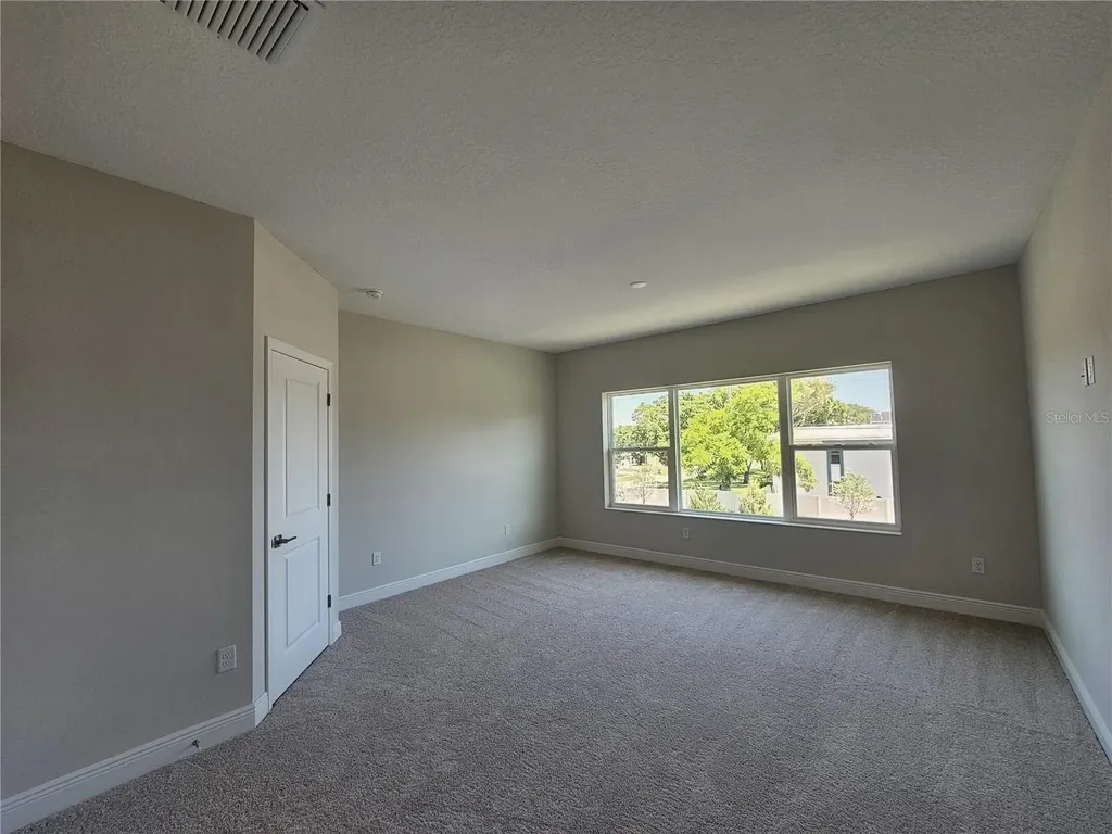 7773 93rd Street N Seminole FL 33777