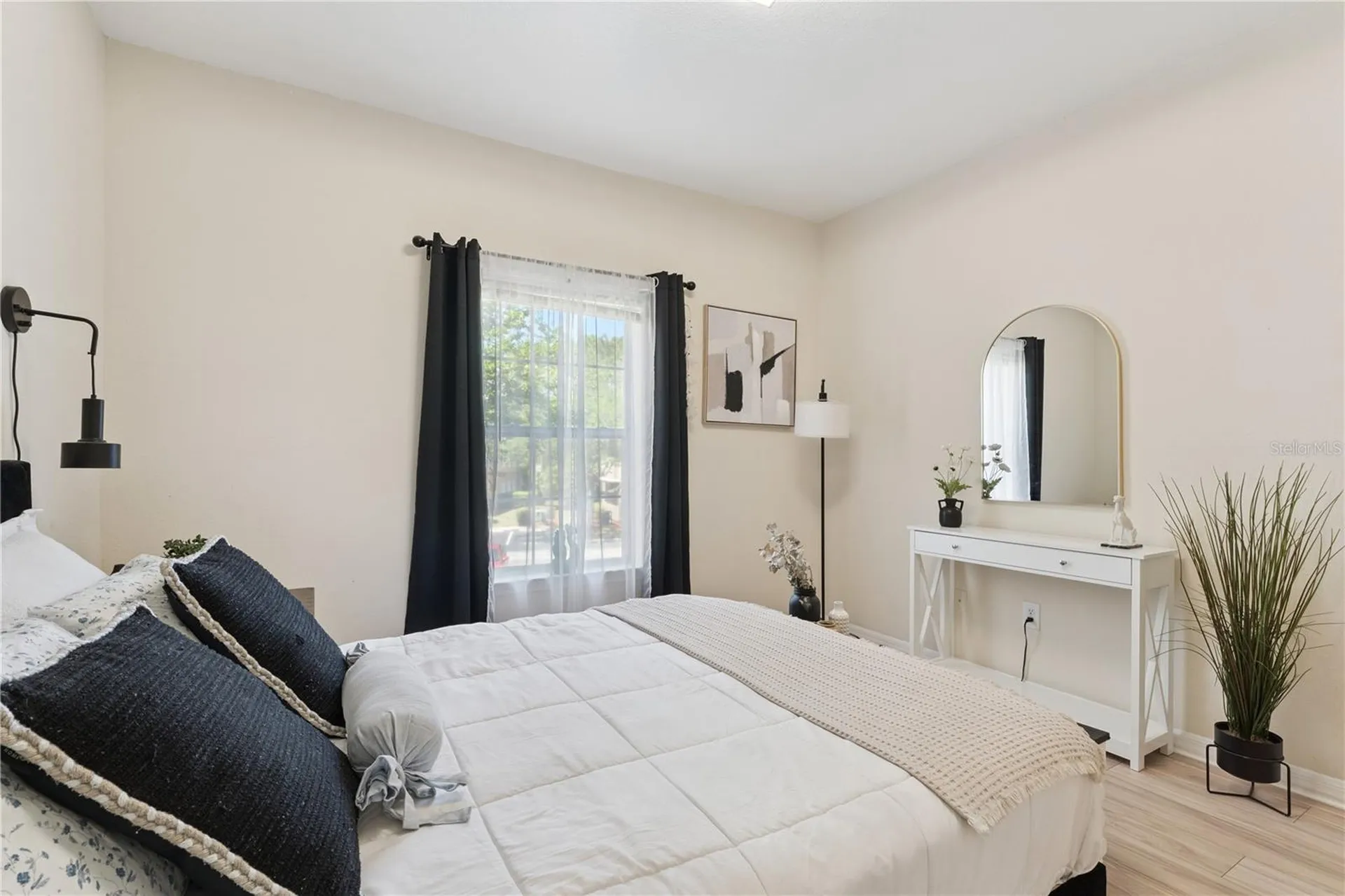 3751 Conroy Road Orlando FL 32839