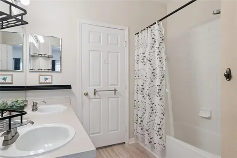 3751 Conroy Road Orlando FL 32839