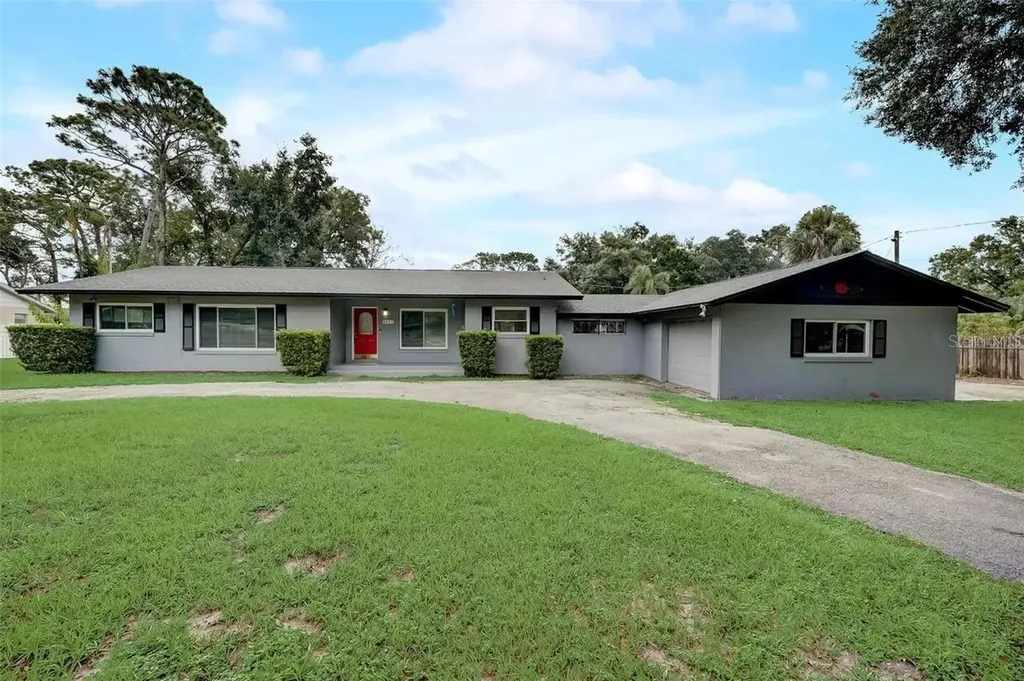 4223 E Pine Hill Circle Orlando FL 32808