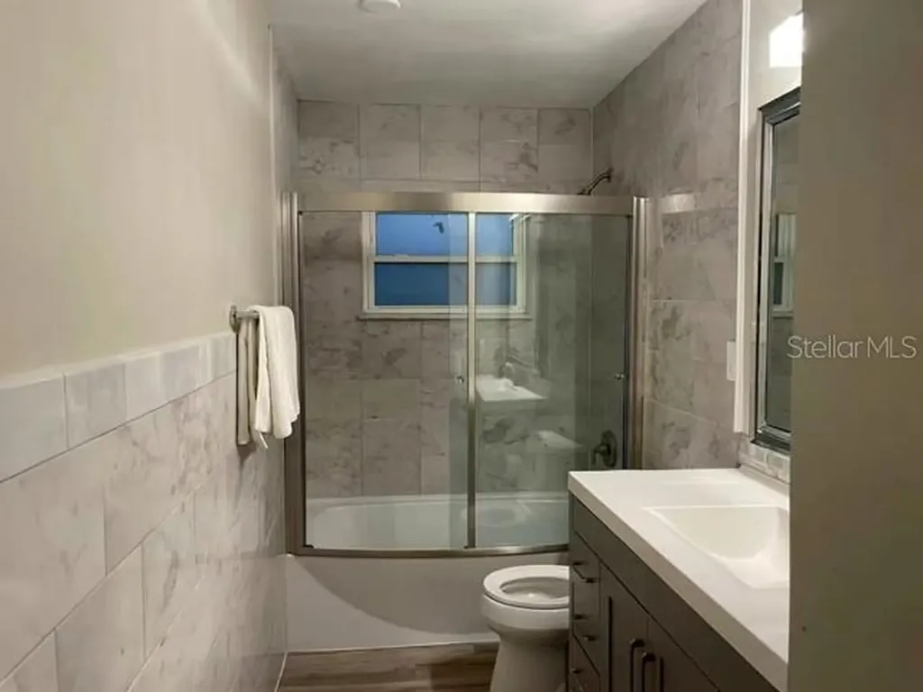 4223 E Pine Hill Circle Orlando FL 32808