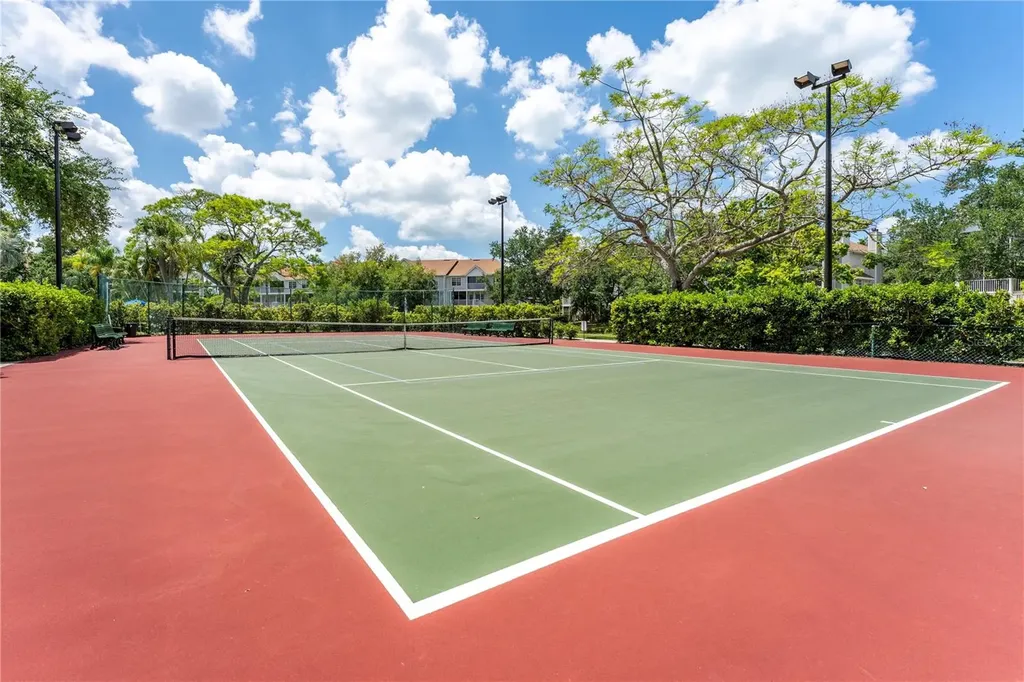 850 S Tamiami Trail Sarasota FL 34236