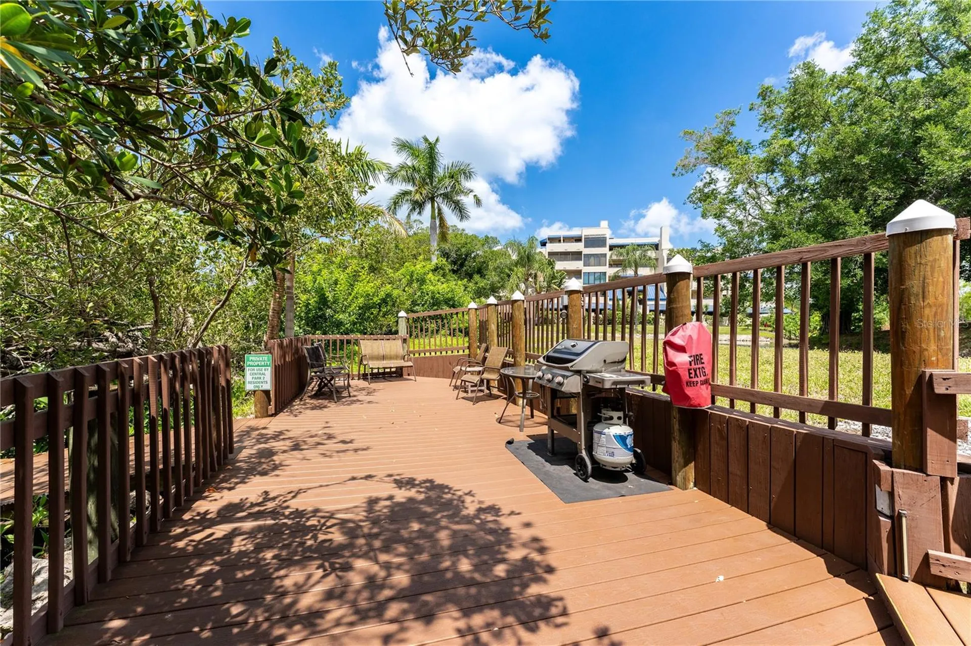 850 S Tamiami Trail Sarasota FL 34236
