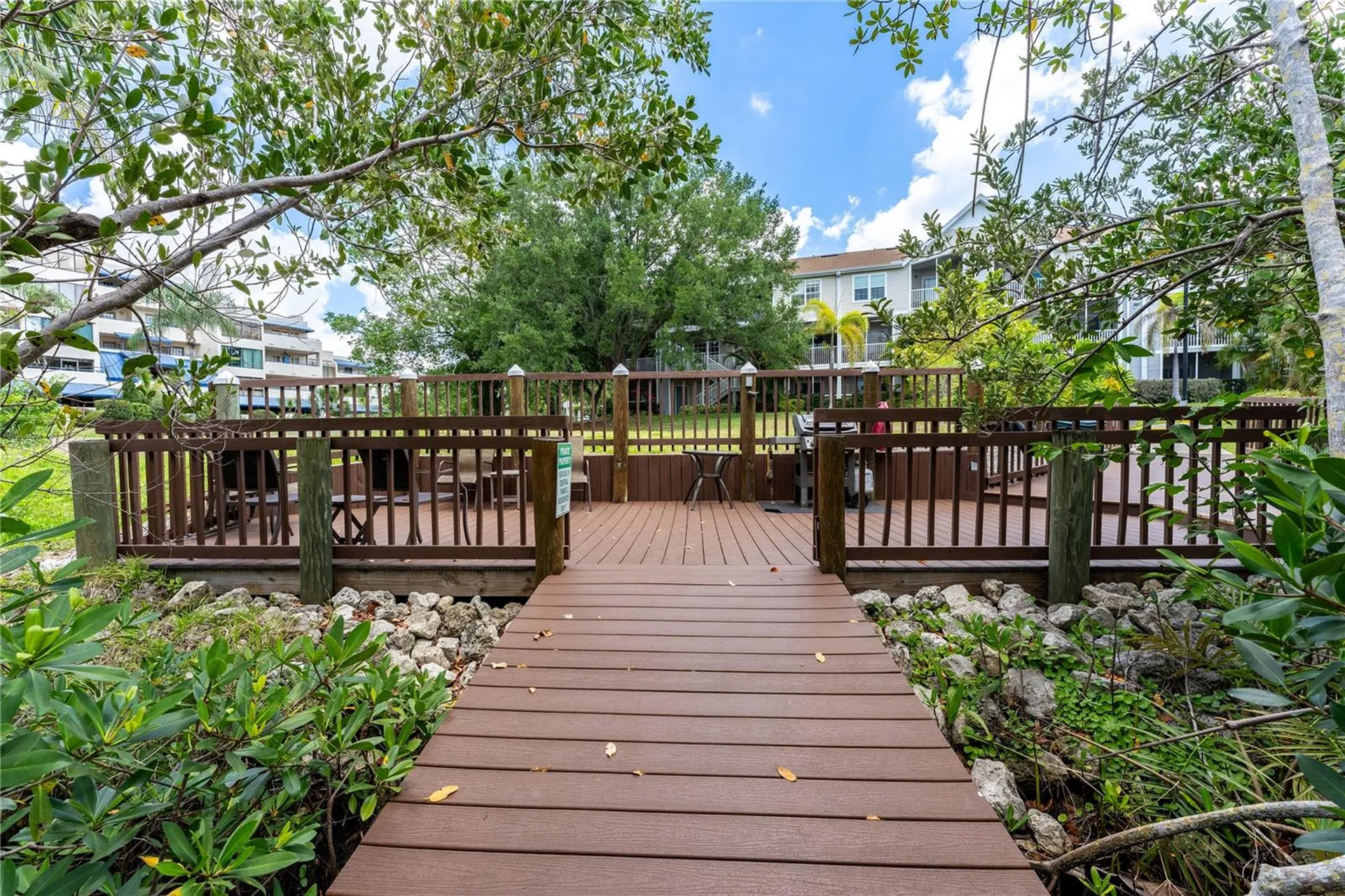 850 S Tamiami Trail Sarasota FL 34236