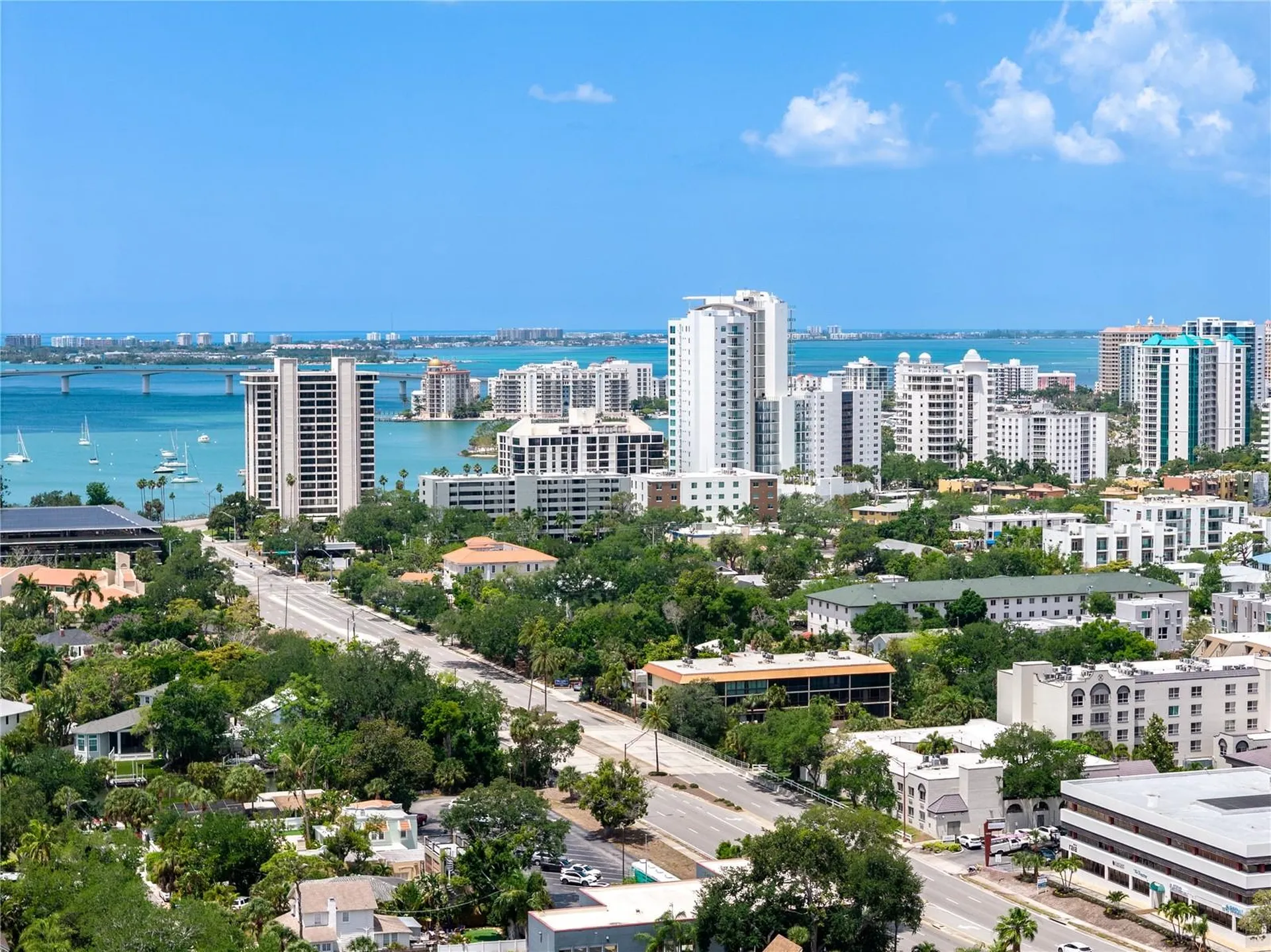 850 S Tamiami Trail Sarasota FL 34236