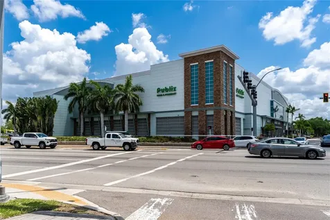 850 S Tamiami Trail Sarasota FL 34236