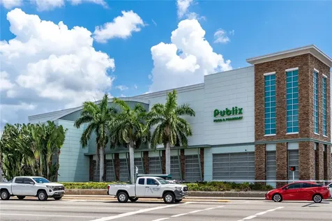 850 S Tamiami Trail Sarasota FL 34236
